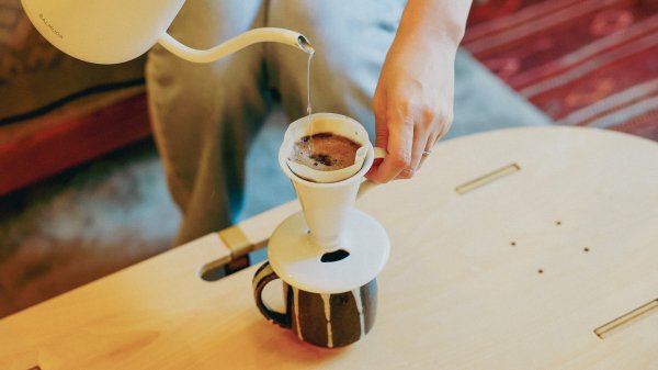 画像9: CONICAL30 Tarachine シングル コーヒードリッパー１杯用 / 有田焼 / 無地ホワイト (9)